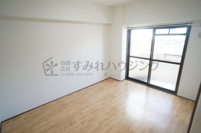 雅マンションパート1の洋室|参考、同建物・同間取りの号室