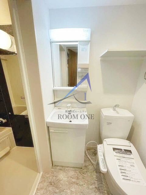 エクセラン仲六郷の洗面所|独立洗面台です。