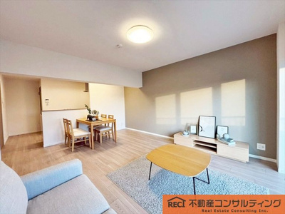 【居間・リビング】 | アイビーハイツ甲子園 | 南向き陽当たり良好