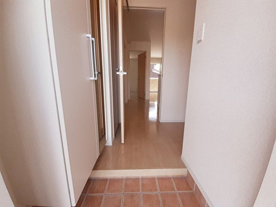 【玄関】 | アバンツァート葉多