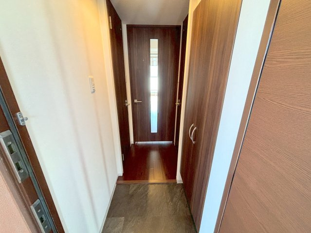 サンメゾン16の玄関