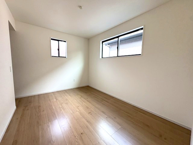 【子供部屋】 | 春日市弥生7丁目1期　1号棟（全3棟）【仲介手数料無料・0円】 | 施工例。施工例は完成時と異なる場合があります。