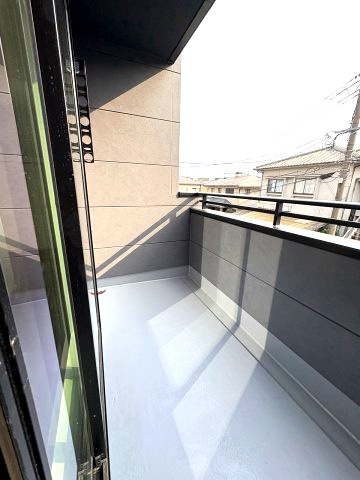【バルコニー】 | 春日市弥生7丁目1期　1号棟（全3棟）【仲介手数料無料・0円】 | 施工例。施工例は完成時と異なる場合があります。