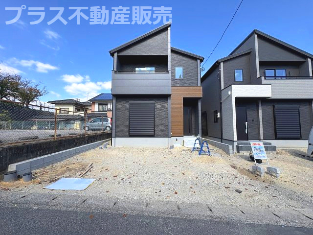 【外観】 | 春日市弥生7丁目1期　1号棟（全3棟）【仲介手数料無料・0円】 | 現地写真。同じ物件を見るなら、プラス不動産販売にお任せ下さい。