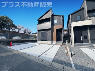 【外観】 | 現地写真。プラス不動産販売なら、現場の全ての棟をまとめてご見学頂けます。