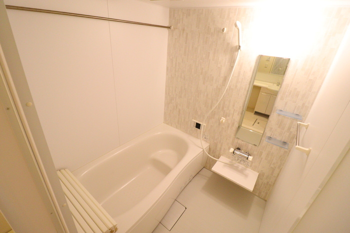 アンソレイエの浴室|浴室