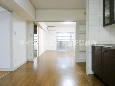 【居間・リビング】 | エステート百草台