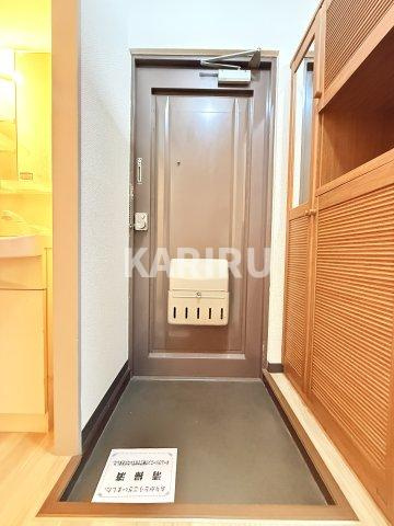 コーポ井上の玄関