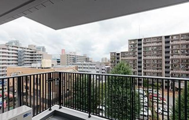 ベルヴュコート津田沼のバルコニー|※写真は同タイプ住戸です。