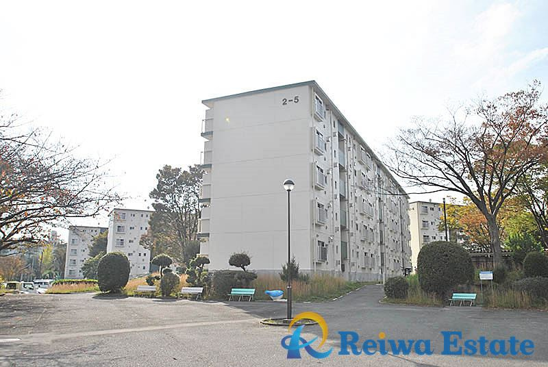 藤沢市大庭の中古マンションの外観