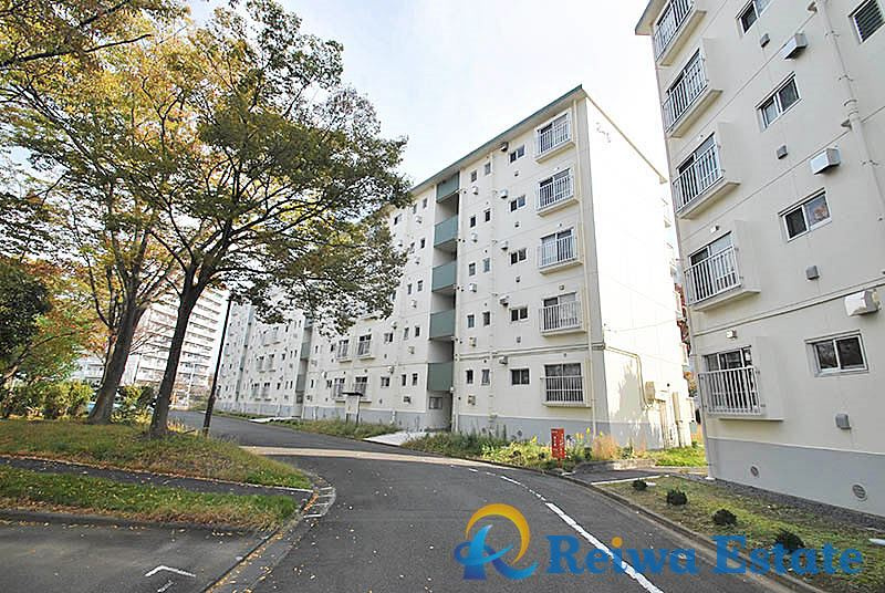 藤沢市大庭の中古マンションの外観