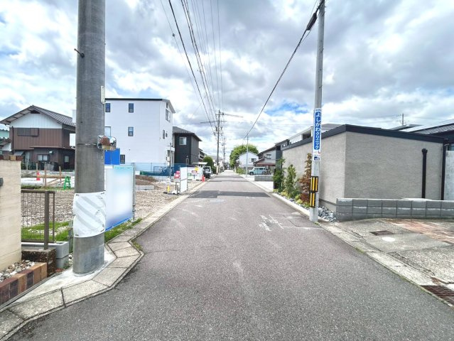 リーブルガーデン　一宮市今伊勢町第七　全3区画分譲の前面道路含む現地写真|「現地（2026年3月19日）撮影」　
■前面道路　
■ヤマダ不動産　株式会社リライフ