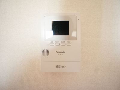 【セキュリティ】 | エスポアールSⅡ | 訪問者の確認ができるTVドアホン付きです♪