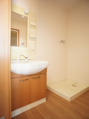 【独立洗面台】 | エスポアールSⅡ | 洗髪洗面化粧台、洗濯機置き場があります♪