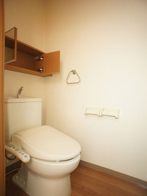 【トイレ】 | エスポアールSⅡ | 温水洗浄暖房便座機能付きです♪