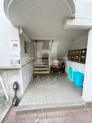 【エントランス】 | 志陽ハイツ青木 | ゆとりのあるエントランスです