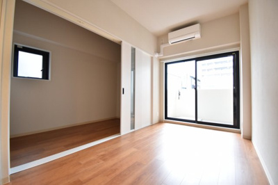 【居間・リビング】 | エスリードレジデンス都島ノース | ※同シリーズ参考画像