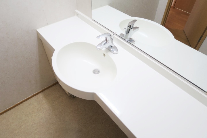 ビュームコーポの独立洗面台|別号室の参考写真です。
