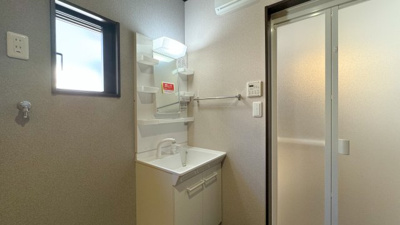 【洗面所】 | CROW