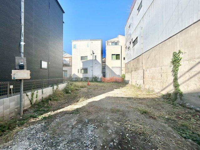 荒川区西尾久5丁目　新築戸建　全2棟の外観|2025.10.30撮影

現地ご見学希望・資料請求などお気軽にお問い合わせ下さい！
03-5990-5201