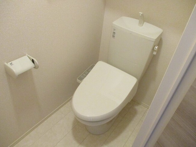 【トイレ】 | アイチ8　A棟 | ※同物件・同タイプの写真です。