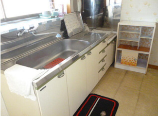 【キッチン】 | 笛吹市石和町小石和 中古戸建 敷地112坪 南道路