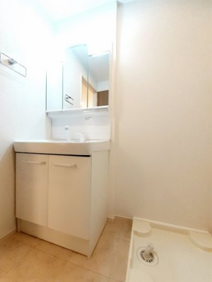 【洗面所】 | 葉月 | 忙しい朝には欠かせない洗面所です