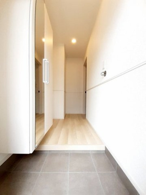 【玄関】 | 葉月 | 収納もある玄関です