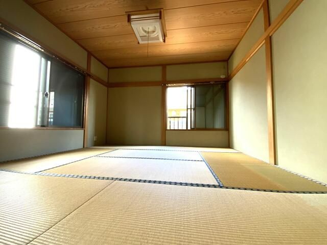 泉町四丁目貸家の寝室