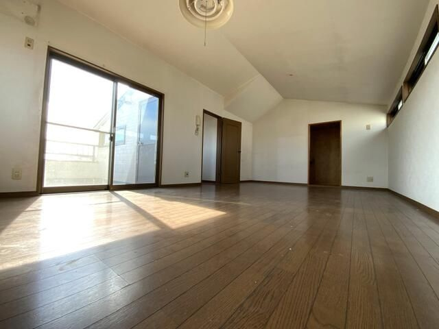 泉町四丁目貸家の寝室