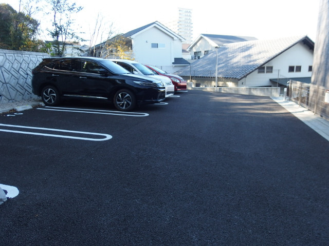 メルベーユの駐車場