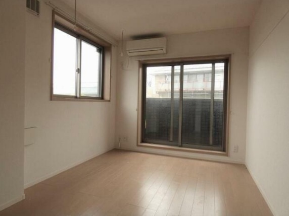 ウナパーク南池袋の内装