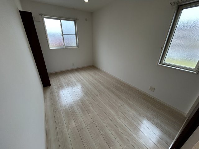 ステラⅡの洋室|※別部屋の写真です。現況優先