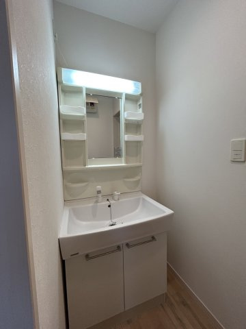 ステラⅡの洗面所|※別部屋の写真です。現況優先