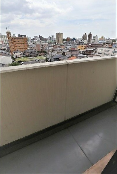 Vita六番町のバルコニー|開放的で明るい空間を演出してくれるバルコニーです