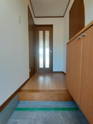 【玄関】 | メゾン２１ | 明るい玄関です