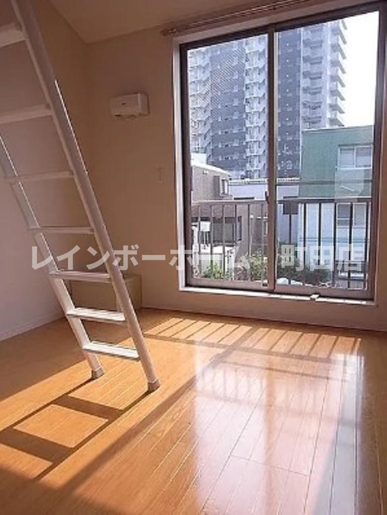 アザレ町田※初期費用分割あと払いサービス利用可能物件の居間・リビング