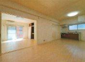 【居間・リビング】 | 栄光ビル | リビングです