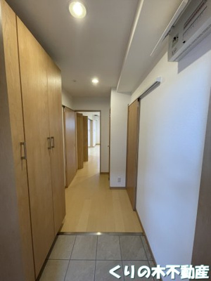 【玄関】 | 鳥生レジデンスⅠ | 明るい玄関です