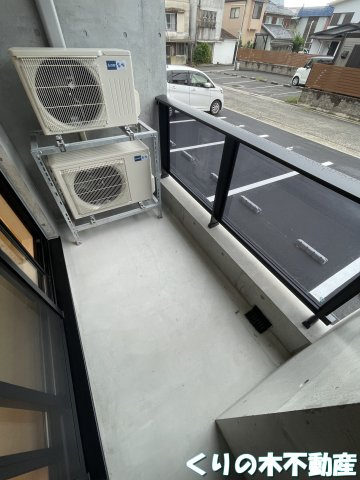 【バルコニー】 | 鳥生レジデンス１ | 外からの目が気にならないバルコニーで洗濯物が干せます