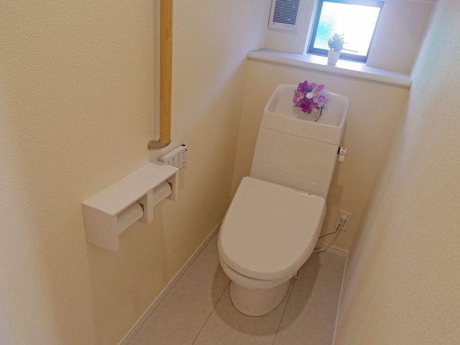 【トイレ】 | 裾野深良Ⅰ 新築建売分譲住宅 建物＋土地 TW05935 | 裾野市深良A号棟　1Fトイレ ※令和8年2月14日撮影写真