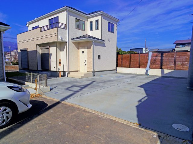 【駐車場】 | 裾野深良Ⅰ 新築建売分譲住宅 建物＋土地 TW05935 | 裾野市深良A号棟　駐車スペース ※令和8年2月14日撮影写真