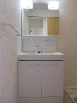 【洗面所】 | ミルト松前Ⅱ－Ⅰ | 脱衣スペースもあります