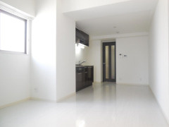 ルヴェール新大阪の居間・リビング