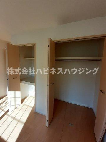 サンシャインビレッジアゼリアＢの収納