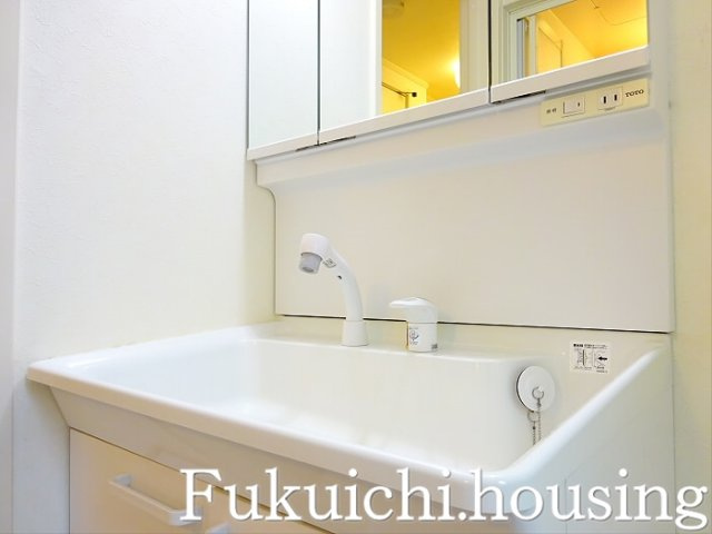 アンソレイユ経堂の洗面所