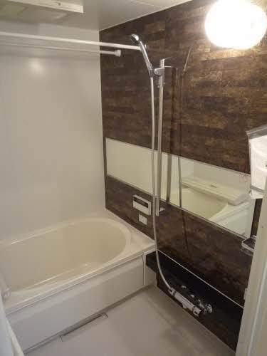 シャーメゾン　フォレストの浴室