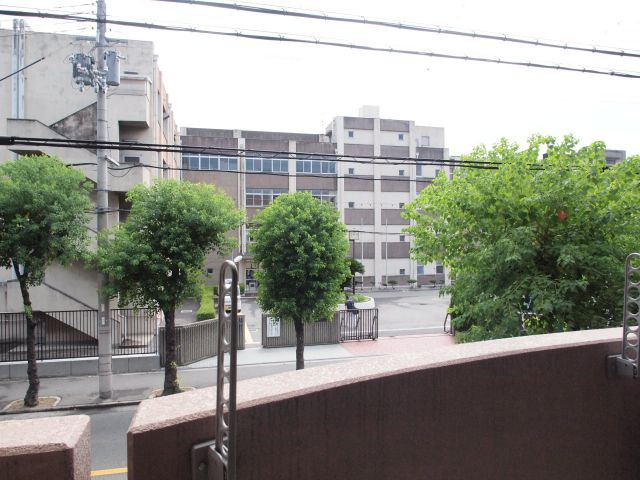 ラフィーネ北島の展望