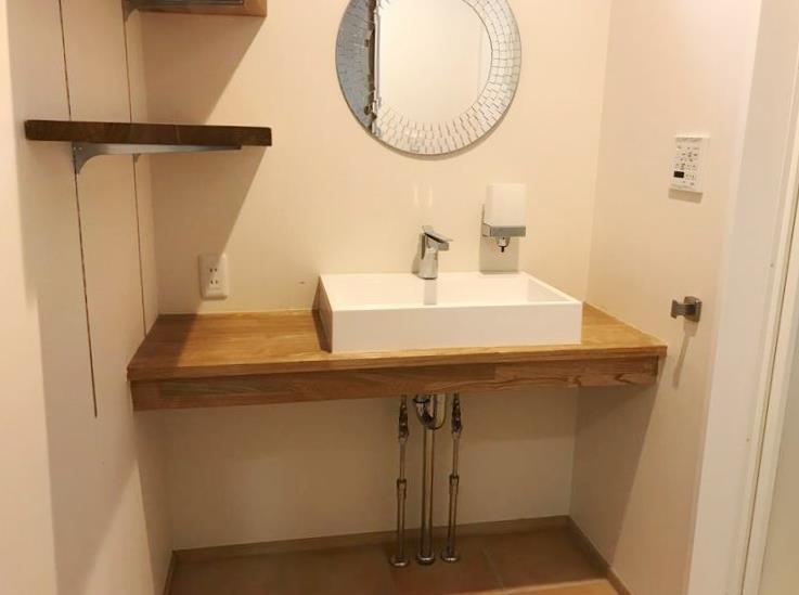 高円寺南戸建の洗面所