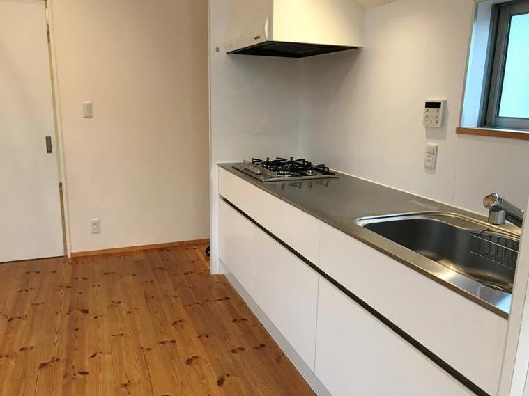 高円寺南戸建のキッチン